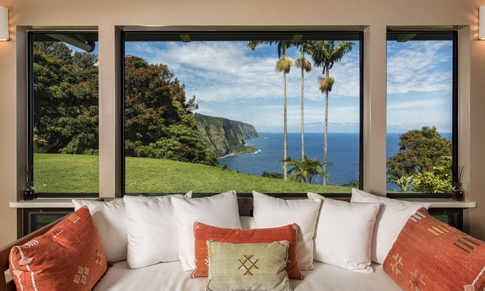 Kukuihaele House | Luxury 4BR Estate with Ocean Views, Pool, Slide & Gourmet Kitchen- Waipio Heaven