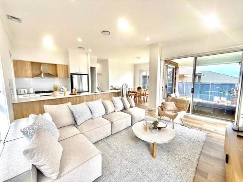Wilton House | Luxury 6 bedroom Home in Wilton