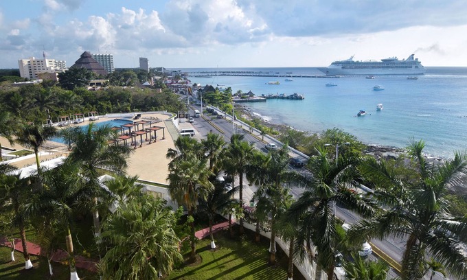 Cozumel Condo | Luxury 6th Floor Condo w/Large Wraparound Terrace