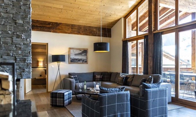 Valbella Apartment | Luxury 8-person penthouse in the holiday park Landal Alpine Lodge Lenzerheide