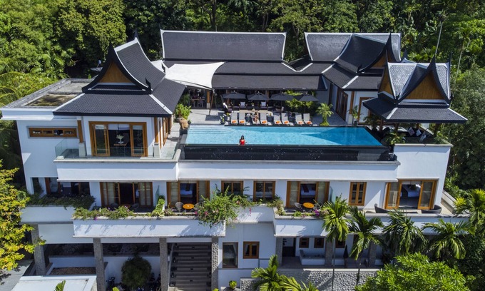 Cherngtalay Villa | Luxury 9 bedroom villa with stunning Ocean view in Surin Hills