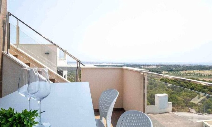 San Miguel de Salinas Apartment | Luxury apartment with jacuzzi near golf rf31