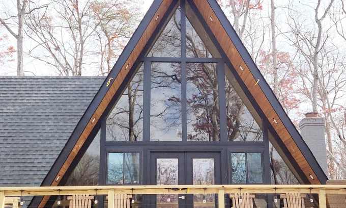 Ruby Cabin | LUXURY A- FRAME CABIN LAKE VIEW