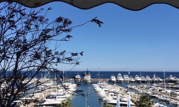 Mandelieu-la-Napoule Beach Apartment | Luxury apartment in front of the sea with exceptionnal view of Lerins islands