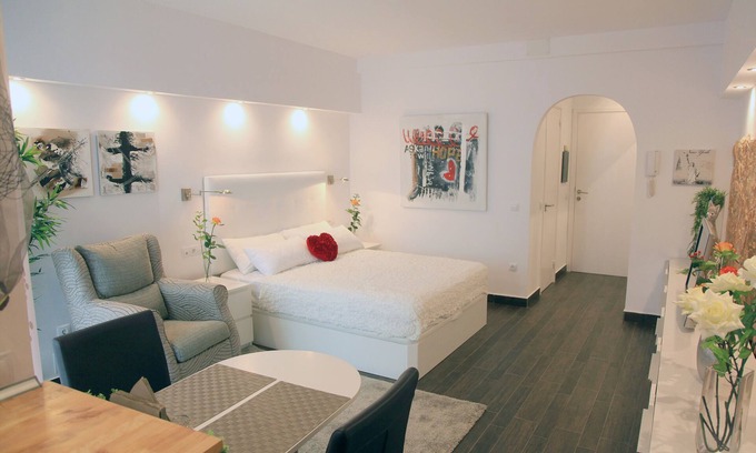 Puerto de la Cruz Condo | Luxury Apartment * with exclusive and modern amenities in a prime location