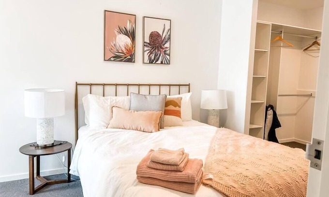 City East Apartment | Luxury Apartment in Canberra CBD