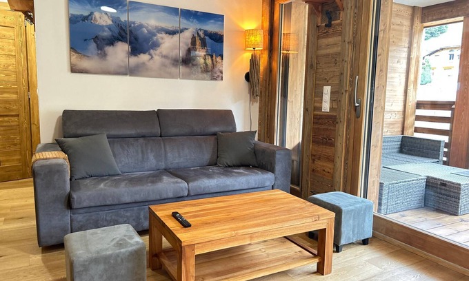 Les Gets Apartment | Luxury Apartment in Central Les Gets - Close to Slopes and Shops