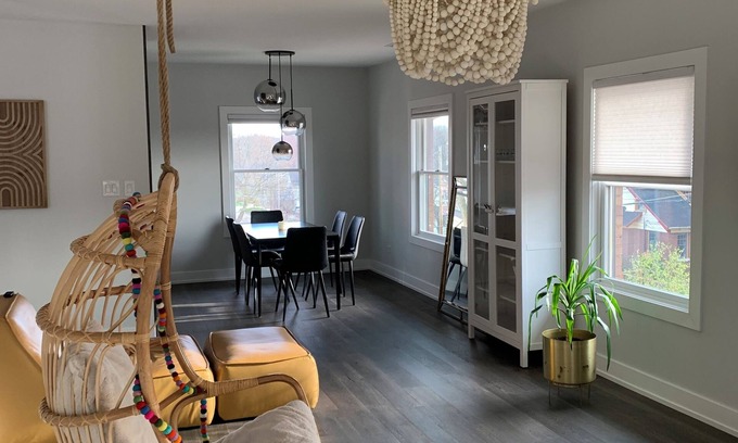St. Charles Apartment | Luxury Apartment in Historic Downtown Saint Charles.
