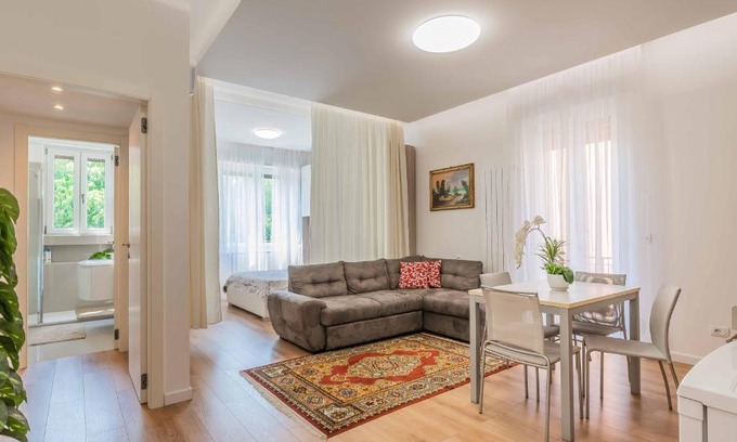 Cardano al Campo Apartment | Luxury apartment Malpensa