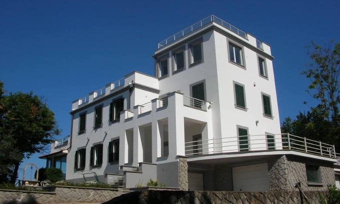 Marta House | Luxury Apartment