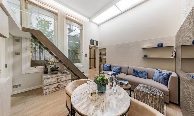 Redcliffe Apartment | Luxury apartment near museums, restaurants, shops, tube stations and Harrods