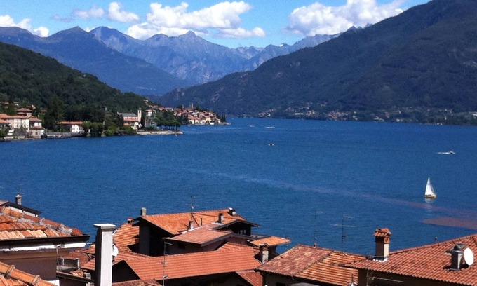 Acquaseria Apartment | Luxury apartment on the shores of Lake Como with beautiful views