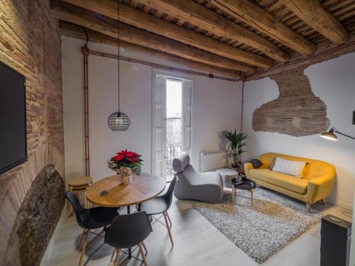 Vic Apartment | Luxury Apartment Stancesvic