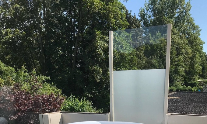 Mortsel Apartment | Luxury apartment with private Jacuzzi on large terrace