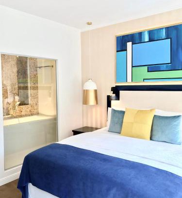 Old Town Apartment | Luxury Apartments MONDRIAN Market Square III