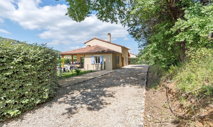 Vallon-Pont-d'Arc Villa | Luxury Ardeche Villa | Villa Avallon | 4 Bedrooms | Private Pool | Perfect for.