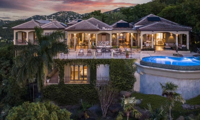 Rosendal Villa | Luxury at its Finest Stunning Estate Sherpenjewel