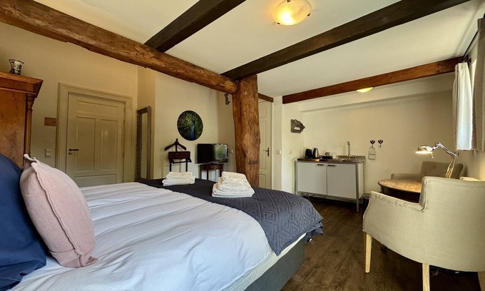 Wilsum Bed & Breakfast | Luxury B&B room at Hofstede de rieke Smit - room 1