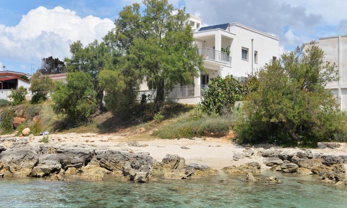 Marina di Pulsano Villa | Luxury Beach Villa Puglia Italy