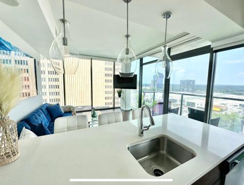 Lenox Apartment | Luxury Boutique Condo In North Atlanta