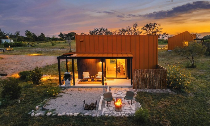 Stonewall Cabin | Luxury cabin in the center of the Texas Wine Country; large private porch w/hot tub, gas grill and fire pit; pet friendly