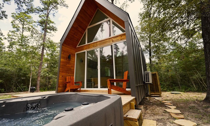 Montgomery Cabin | Luxury Cabin - Torre