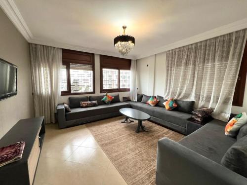 Ain Chock Apartment | Luxury central Apartment Casablanca - 2 Mars, City Center