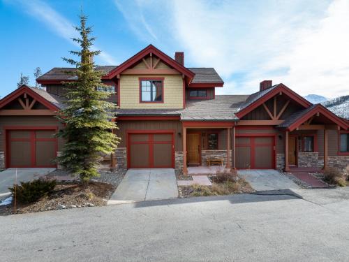 Bear Crossing House | Luxury Chalet 1415 I Hot Tub I Great Views I Best Price I FREE Adventures Daily
