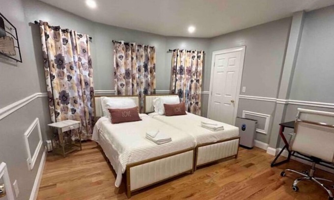 Watertown Apartment | Luxury Charm by the Charles. 2 Bed 1 Full Bath with 2 Car parking