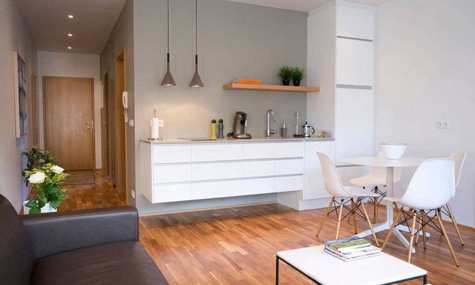 Vesturbær Apartment | Luxury City Center apt - With Free Parking