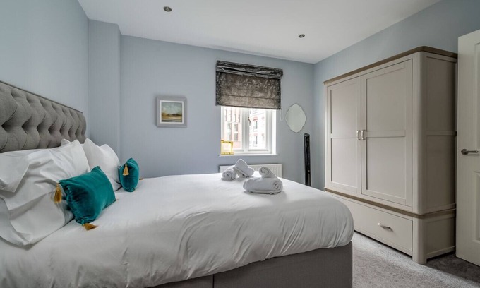 Cathedral Quarter Apartment | Luxury City Centre Apartment in Cathedral Quarter