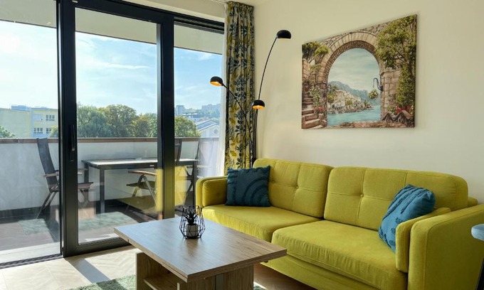 Juh Apartment | Luxury City Retreat with Terrace