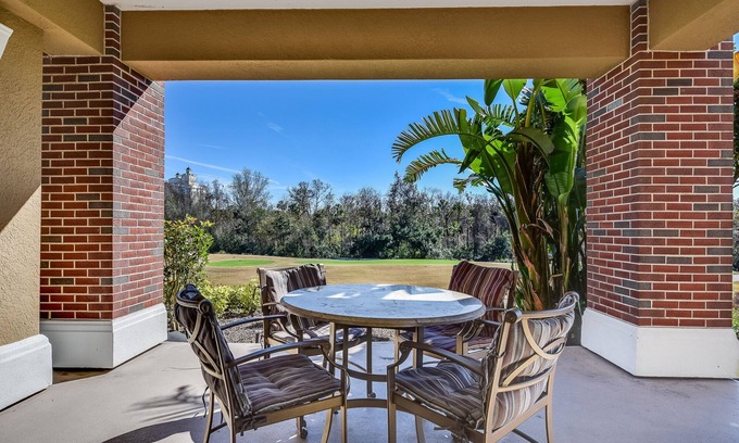Reunion Condo | Luxury Condo - Free Parking - Cable TV - Free Waterpark - Reunion Membership
