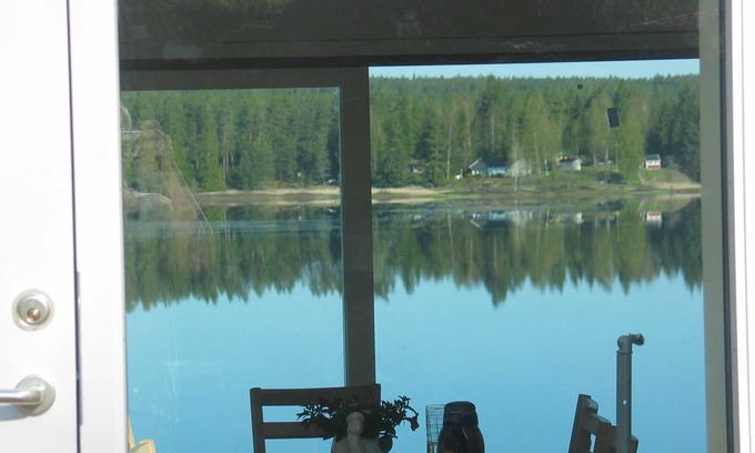 Nissafors House | Luxury cottage/ski chalet directly to lake, sandy beach & forest