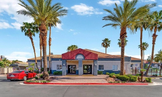 Canyon Gate Condo | Luxury cozy unit