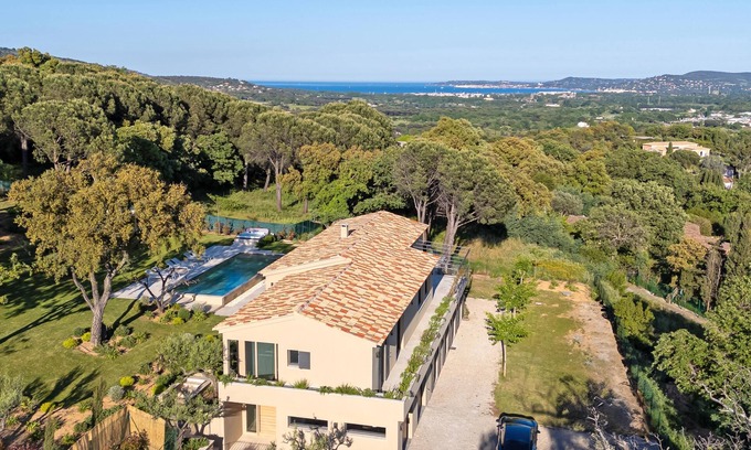Grimaud Villa | Luxury design villa with A/C and a heated pool