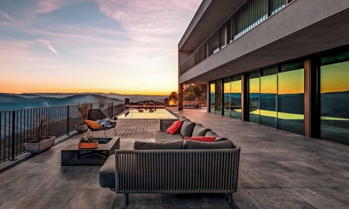 Cotas Villa | Luxury Douro Villa with Pool and Outstanding Views