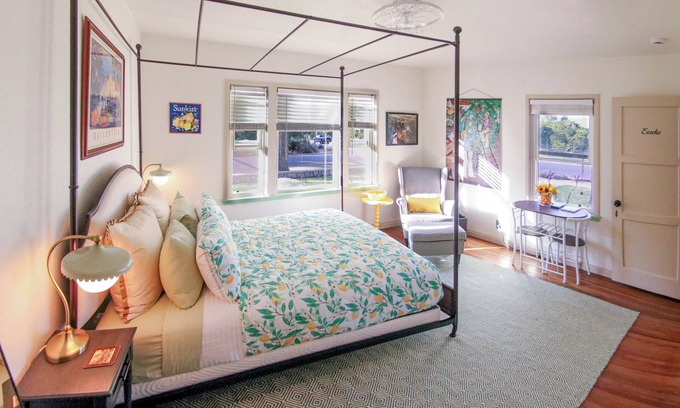 South Redlands House | Luxury Eco-Retreat, Historic Redlands, Orange Blossom Views, Near Kimberly Crest