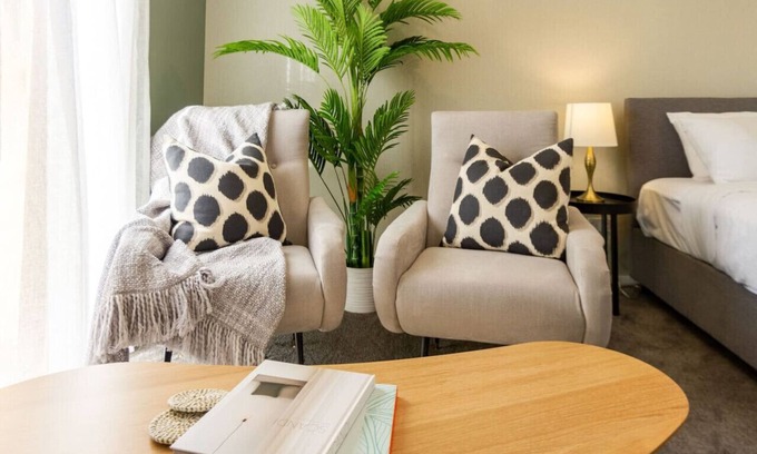 Papanui House | Luxury Escape for 2, Single Level Studio, Papanui