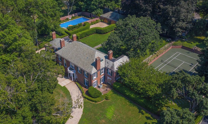 Fairfield House | Luxury Estate w/Heated Pool, Tennis Court (Sleeps 16)