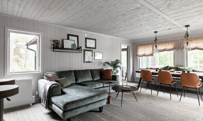 Blido House | Luxury family home near water