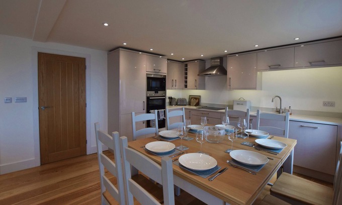 Salcombe House | Luxury family holiday home in Salcombe, Devon. Amazing views
