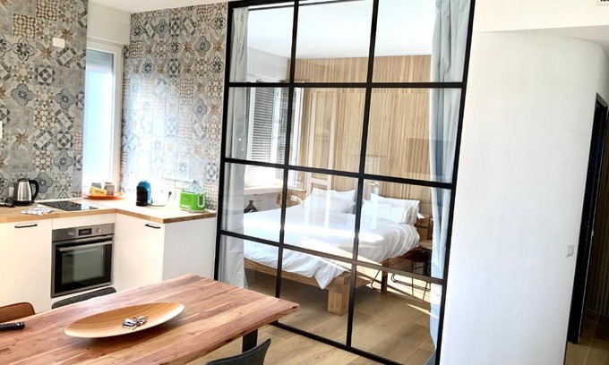 Ponte Seveso Apartment | Luxury Flat by Central Station/Unique View