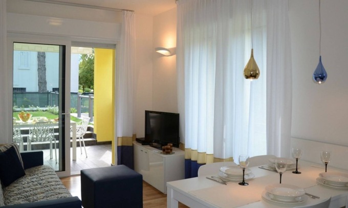 Bibione Pineda Apartment | Luxury four room apartment with large terrace and solarium