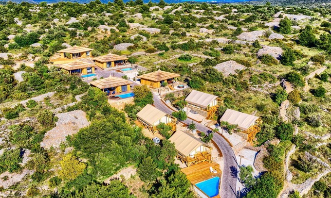 Susica House | Luxury Glamp New Horizons V
