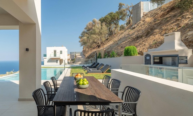 Linoperamata Villa | Luxury Villa Verde
