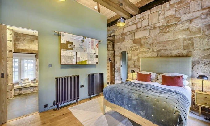 Coventry City Centre Apartment | Luxury Historic Apartment