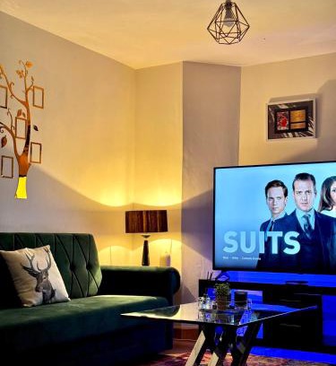 Old Trafford Apartment | Luxury Holiday Apartments