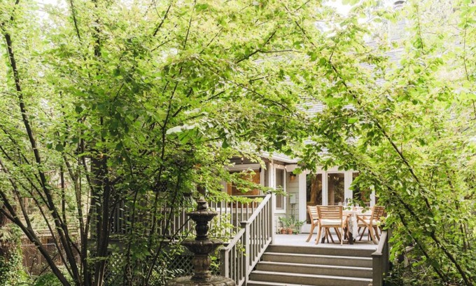 Nevada City House | Luxury Home, Hot Tub Walk To Downtown Nevada City