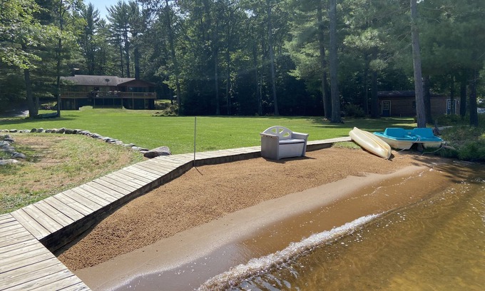 Eagle River House | Luxury Home on Chain O' Lakes